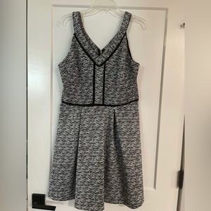 Woman’s Mossimo short dress size large